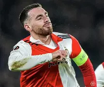 欧博官网入口-费耶诺德足球俱乐部主力阵型分析