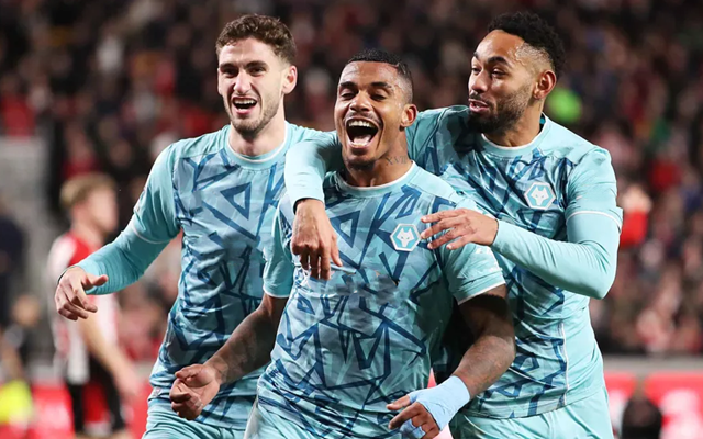 狼队对埃弗顿结果